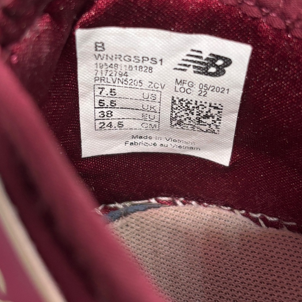 New Balance Nergize Sport Women’s 7.5 Burgundy FuelCore Slip-On Sneakers Lightwe - Picture 12 of 12